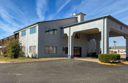 Sweetwater Hotel | Econo Lodge Inn & Suites Sweetwater I-20