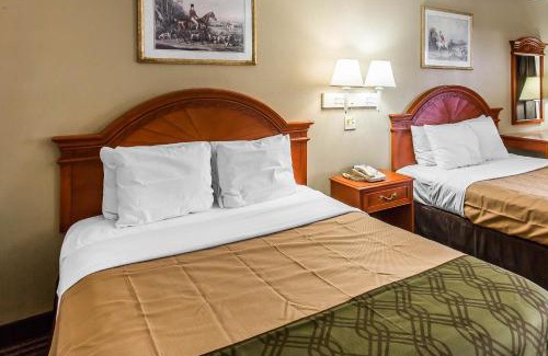 Lebanon Cabin | Econo Lodge Lebanon