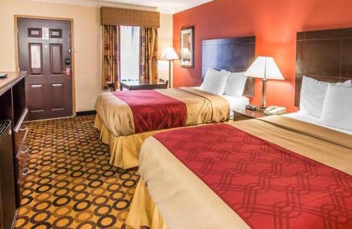 Richmond Hill Cabin | Econo Lodge Richmond Hill