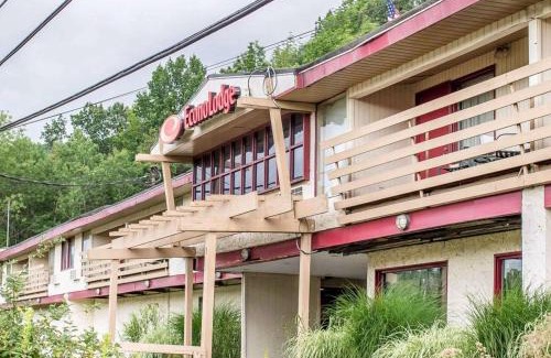 Chinchilla Cabin | Econo Lodge