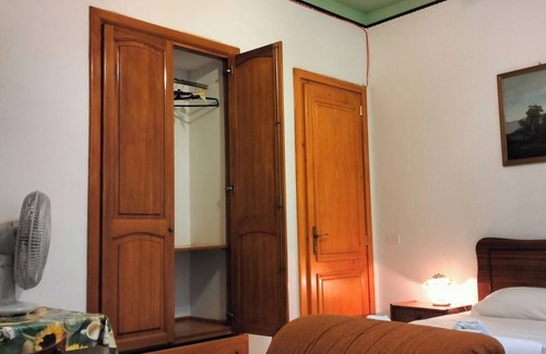 Lipari Historic Centre Apartment | economy central chamber