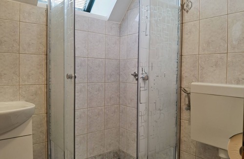 Gornji Grad House | Economy double or twin room 21