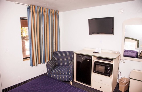 Parker Ridge Hotel | Economy Inn West Palm Beach