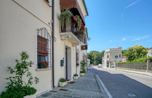 Crespino Apartment | "ecosuite Aria Villa Margherita Crespino"