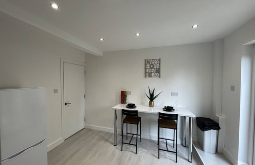 Ipswich House | ED Executive Ipswich Accommodation