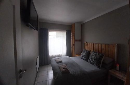 Universitas Apartment | Edaneg