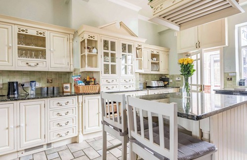 Kingswood Cottage | Edderton Hall Country House