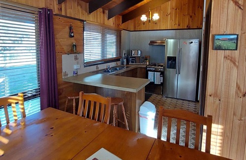 Kalkite Cabin | Edeltraud Pet Friendly 3 bedroom Cabin