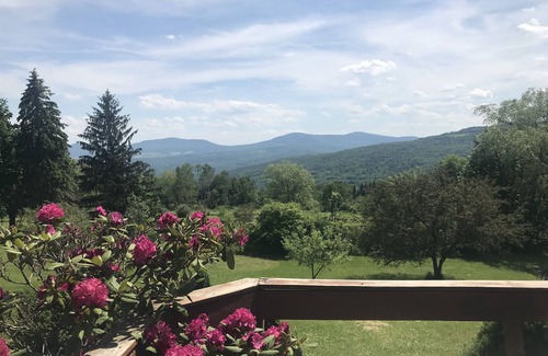 Oak Hill House | Edelweiss Mountain Retreat