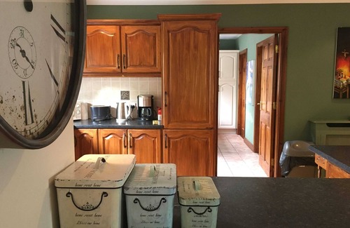 Ennis House | Eden Cottage Countryside Retreat