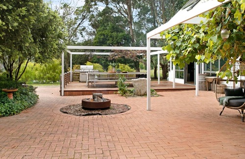 Exeter House | Eden Farm – luxurious farmhouse accommodation with an abundance of space and charm