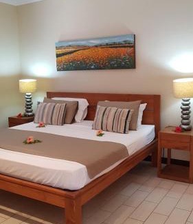 Eden Island Apartment | Eden Island Luxury Apartment - White Sand