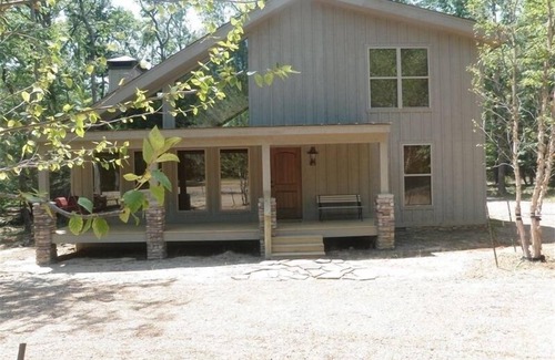 Eden Isle House | Eden Isle Cabin in Heber Springs Sleeps 12, 10 Beds at Greers Ferry Lake 4B,3BA