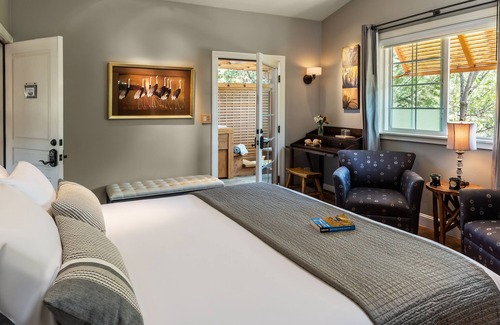 Jayhawk Bed & Breakfast | Eden Vale Inn