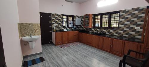 Rajakkad House | Edens Holidays Munnar