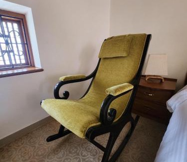 Fontainhas House | Ederra Stays & Cafe