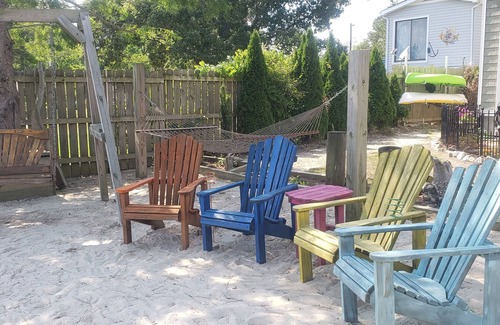 Hertford Apartment | Edgewater "The Landing" Coastal 3 bedroom Duplex. Private beach, Relax and enjoy