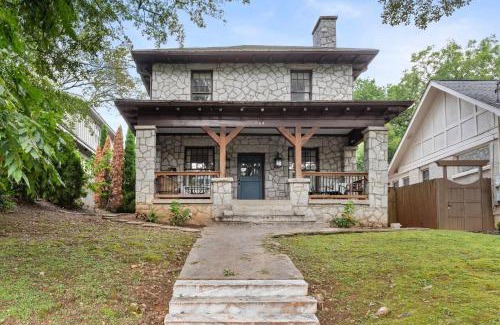 Old Fourth Ward House | Edgy Overlook