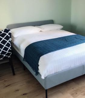 Gifford Apartment | Edinburgh City Centre Old Town Holiday Apartment 3 bedrooms
