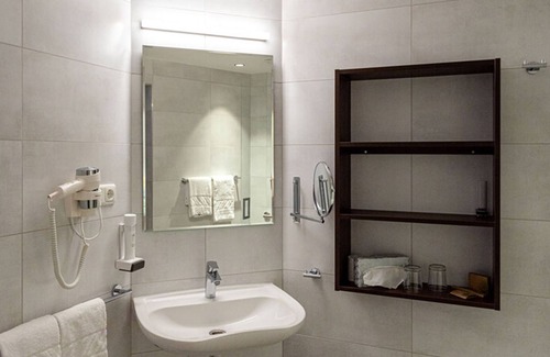 Treffen Hotel | eduCARE Hotel