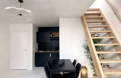 Strop Apartment | Edville Studio