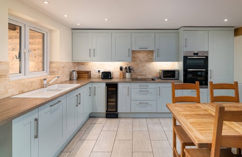 Petersfield Cottage | Edward's Cottage - Beautiful Family Property in Rural Hampshire