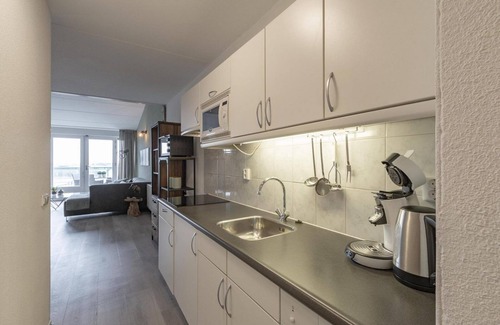 Julianadorp aan zee Apartment | Een Fantastisch Mooi Ingericht Appartement op Loopafstand van het Strand