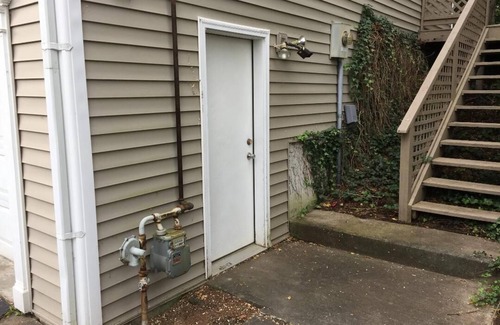 Dryden Apartment | Efficiency Apt between Cornell, SUNY Cortland -Handicap Accessible