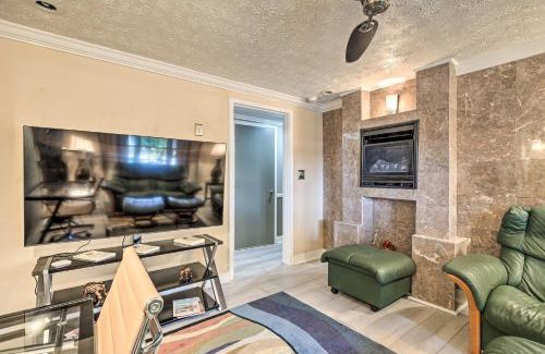 Greenville Apartment | Efficiency Apt Shared Conference Room, Patio