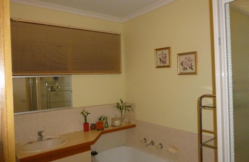 Springvale South House | Effie Court
