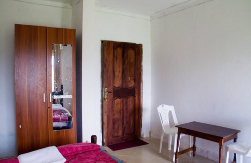 Kanungu Hotel | Efraz Motel Kanungu