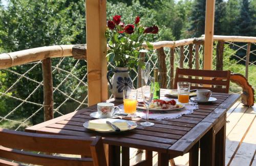 Mesteri Apartment | EHM Baumhaus Chalet nahe Therme & Natur