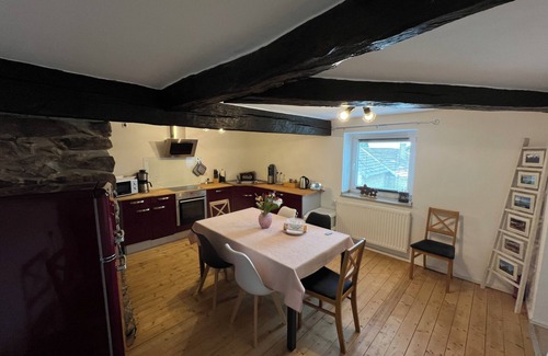 Huertgenwald Condo | Eifelauszeit - Auszeit ist Eifelzeit/bis zu 8 Personen + Kind + Vierbeiner