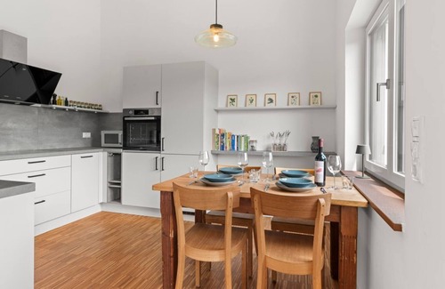 Kopp House | Eifelheim - Ferienhaus, Dusche, WC, 2 Schlafräume
