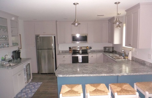 Sunday River Area Apartment | Eight minutes to Sunday River! Two bdrm apartment. Ski, hike, bike & relax.
