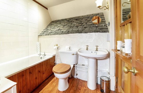 Breakish Hotel | Eilean Iarmain