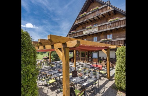 Titisee-Neustadt Apartment | Einzelzimmer, 22qm, mit Dusche/WC und Balkon