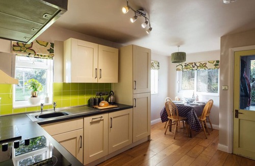Nolton Cottage | Eira's Cottage - Tranquil Family Getaway Near Coast