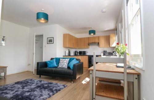 Abergele House | Eirianfa