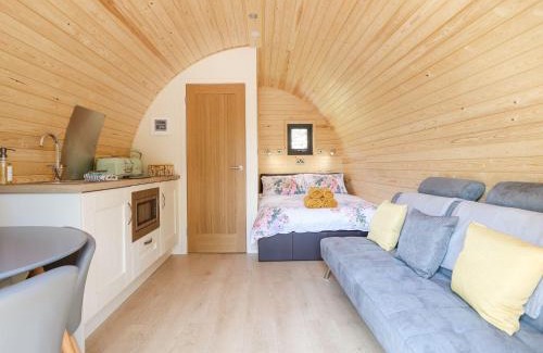 Dolgellau House | Eirlys