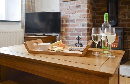 Llanllyfni House | Eithinog Ganol