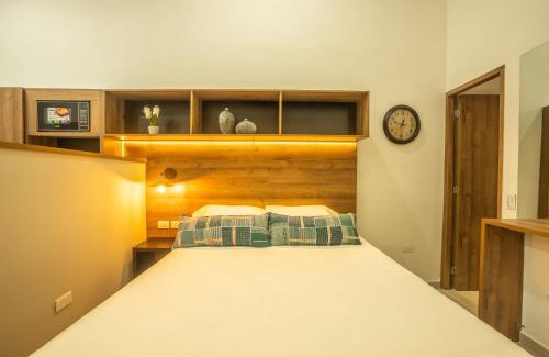 Cali Apartment | Ejecutivo Loft, Con Terraza Privada, en Cali La Sucursal Del Cielo a pocos Pasos de Imbanaco