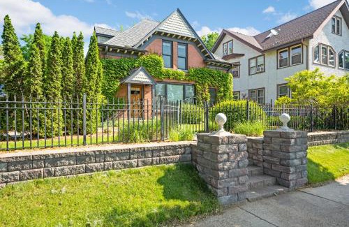 Elliot Park House | Ekman Carriage House