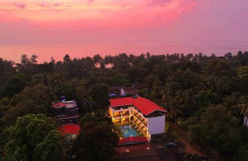 Kihim Villa | Ekostay Gold Sea Shore Villa I Rooftop Turf I 100 Meters away from the Beach