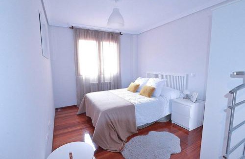Iruz Apartment | El Apartamento de Santa Adina by Just Room