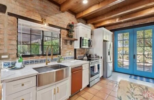 Tucson House | El Aposento del Soñador " The Dreamers Quarters"