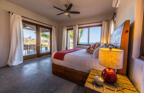 El Cardonal Resort | El Cardonal 4 bedrooms 4 1/2 baths,sleeps 10 Oceanfront, Concierge and Staff