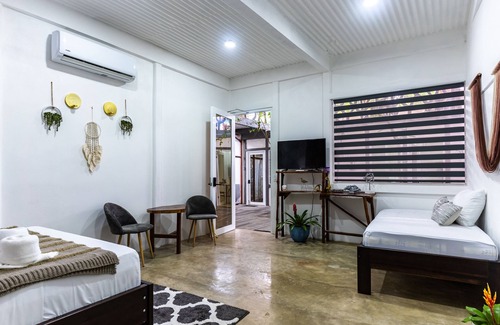 Tortuguero Hotel | El Deseo Serendipity Hotel
