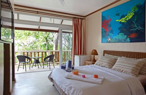 Puerto Galera Hotel | El Galleon Beach Resort Asia Divers