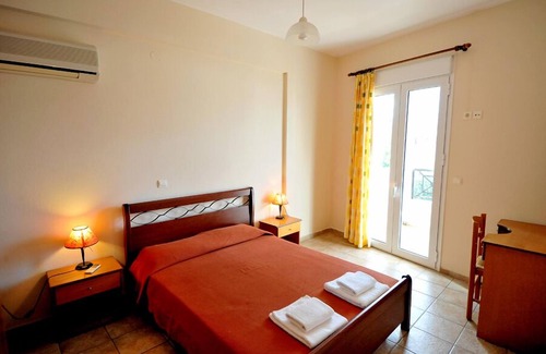 Istron House | El Greco Apartments